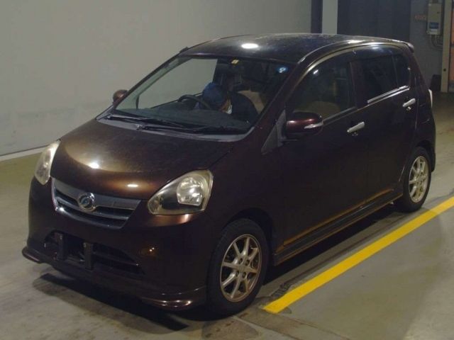 18297 DAIHATSU MIRA E S LA300S 2012 г. (TAA Yokohama)